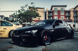 开云体育平台APP-揭幕战绞杀，福克斯用钢铁防线为赛季定调