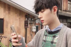 开云体育app-斯通斯救赎之战映照绿茵人生，瑞士精密节奏掌控几内亚命运