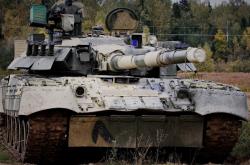 开云APP-南美风暴与欧洲赛道的双重奏，阿根廷绝杀之夜与拉亚赛道接管时刻