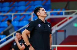 开云体育官网-天津男篮大胜，队员们展现出色表现