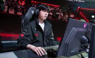 开云官网-NS横扫FLY，Deft操刀奇招英雄翻盘2025世界赛2:0（伦敦）