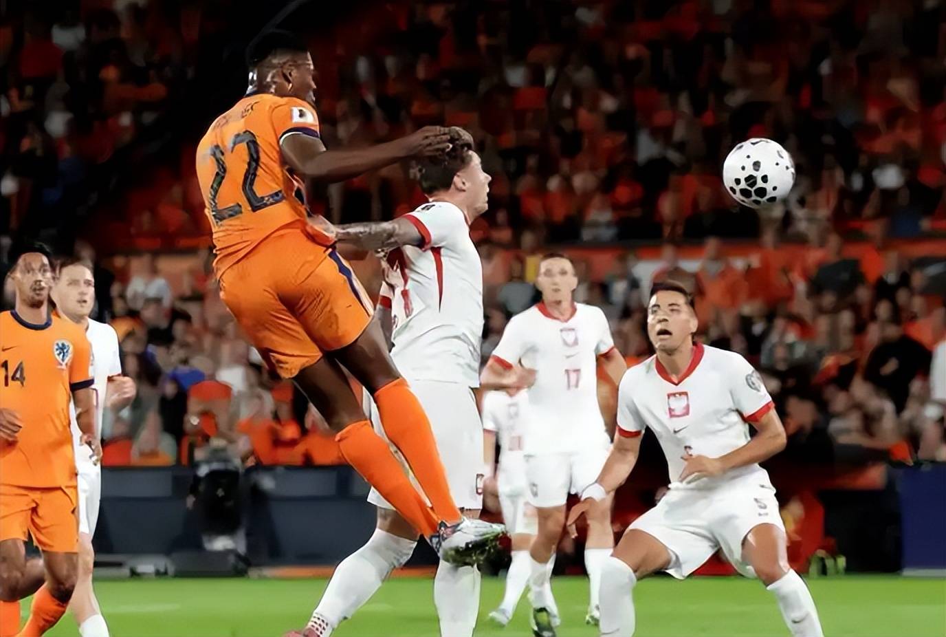 比利时大胜俄罗斯，锁定欧预赛小组第一的简单介绍