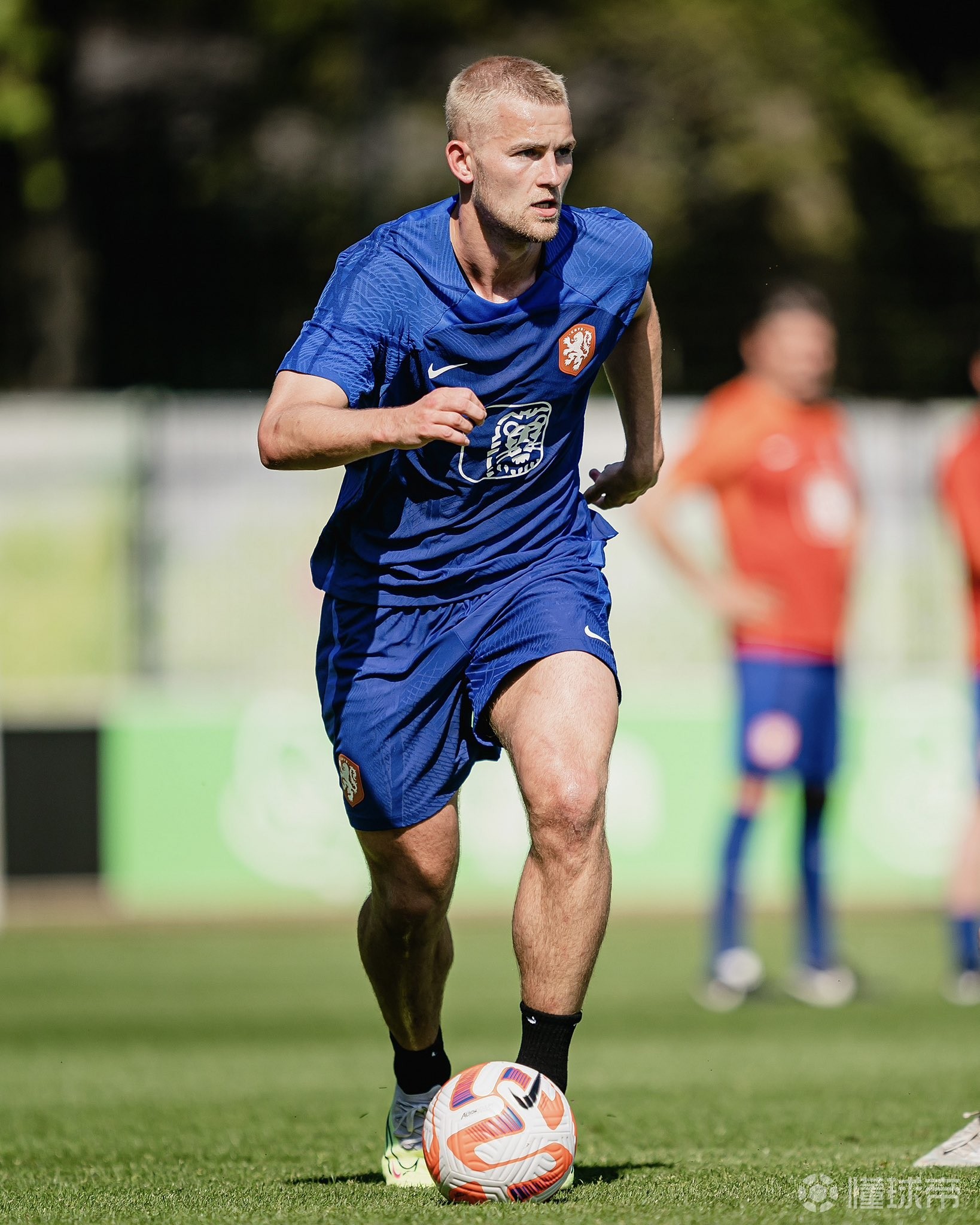 荷兰队首战告捷晋级欧国联半决赛 荷兰队首战告捷晋级欧国联半决赛