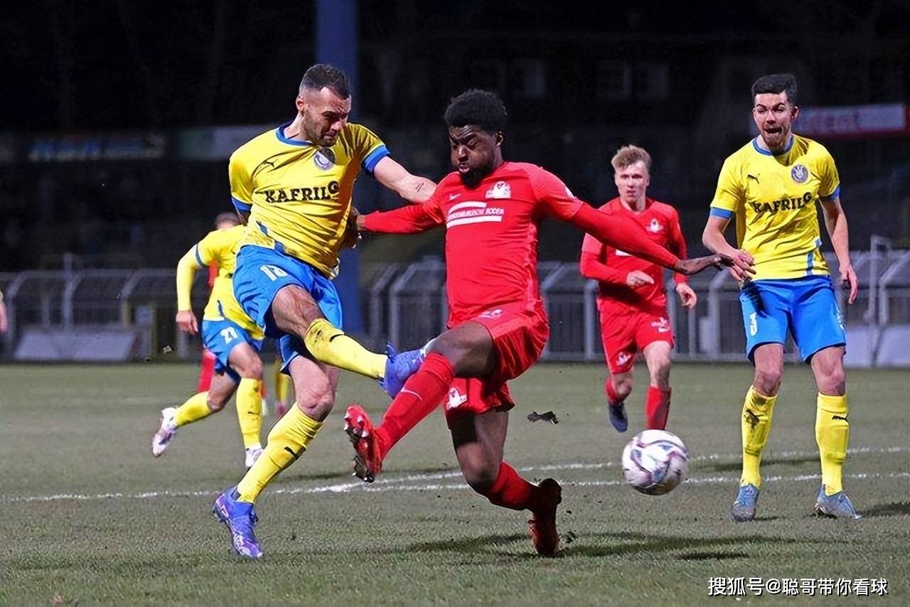 里昂客场不敌斯特拉斯堡，法甲夺冠希望渺茫的简单介绍