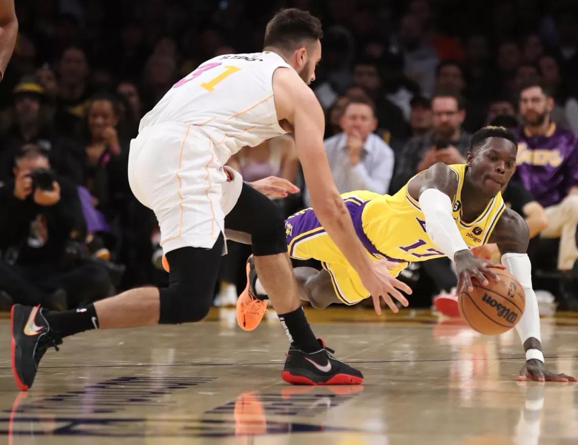 篮网惨败公牛，遭遇连败