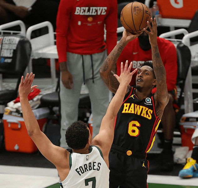 老鹰表现不佳，寻找突破口