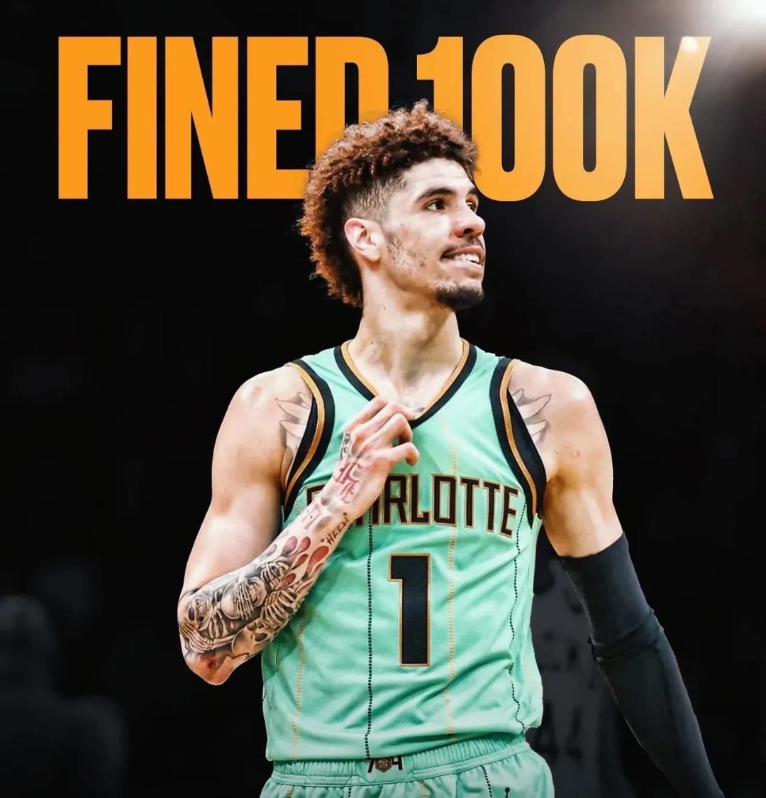 「黄蜂负于雄鹿,拉塞尔表现出色」的简单介绍 「黄蜂负于雄鹿,拉塞尔表现出色」的简单介绍