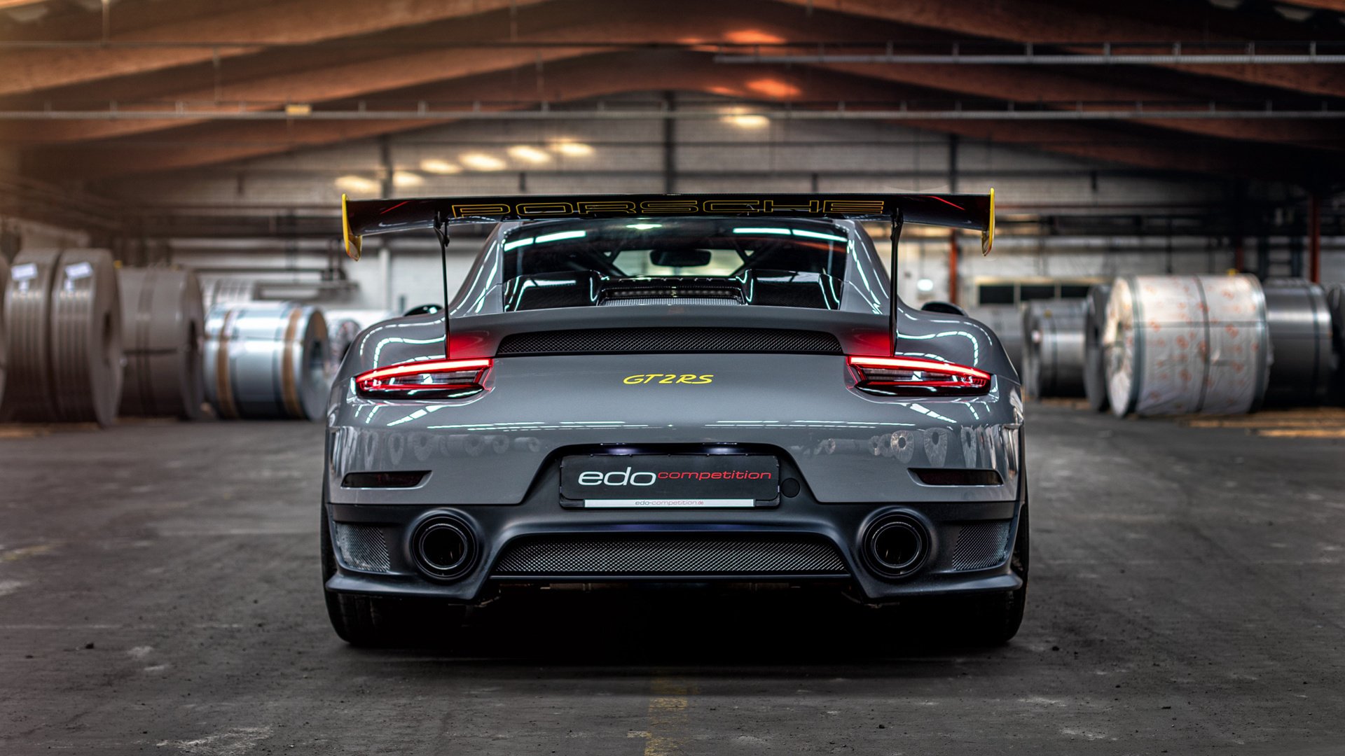 两座球场的双重史诗，当欧冠硝烟遇见字母哥的绝对统治