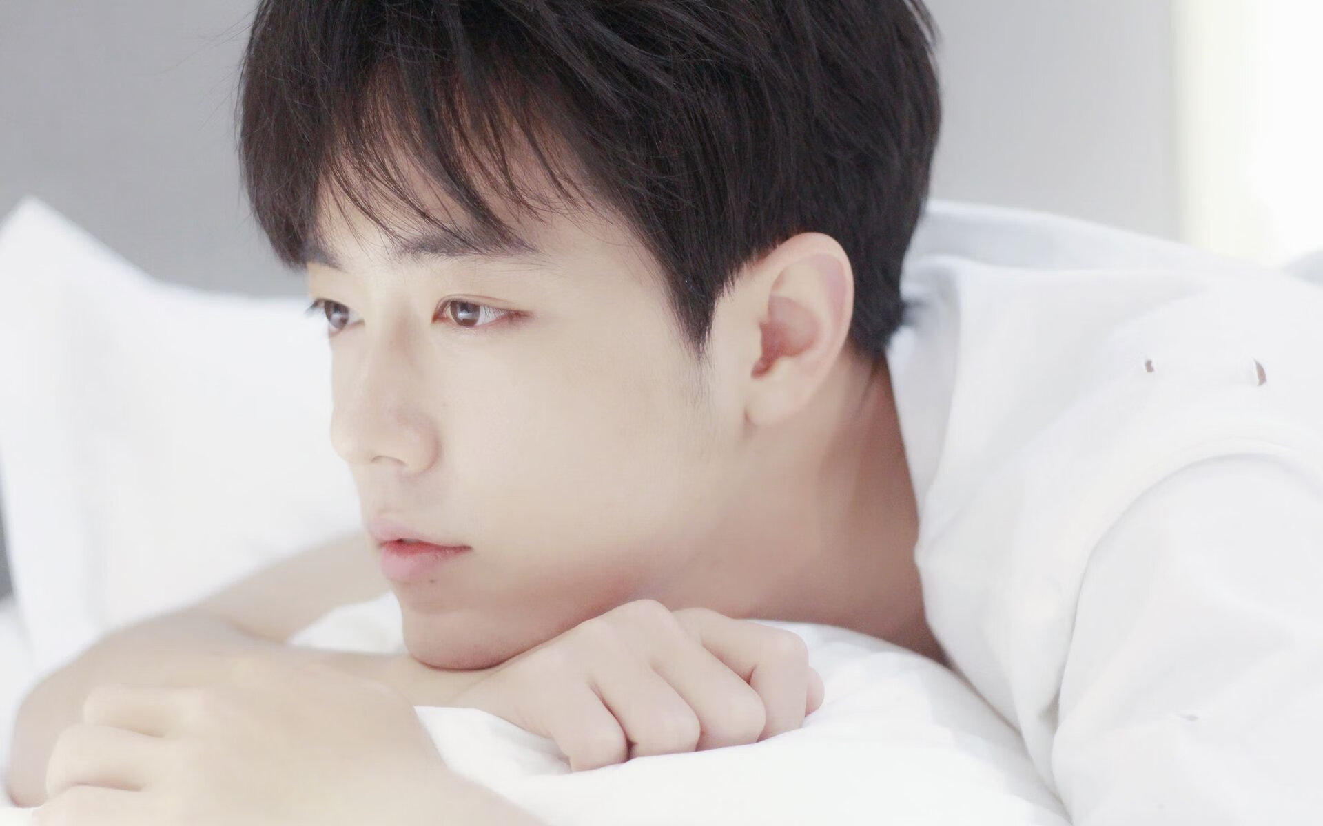 篮网轻取国王,约基奇在世界排名争夺战中接管比赛